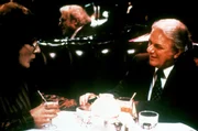v.li.: Michael Dorsey / Dorothy Michaels (Dustin Hoffman), Les (Charles Durning)