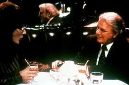 v.li.: Michael Dorsey / Dorothy Michaels (Dustin Hoffman), Les (Charles Durning)