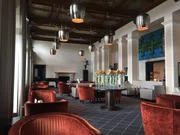 Auf einer Fläche von 40.000 m2 mischen sich im „Dolder Grand“ Moderne und Tradition. Auf einer Fläche von 40.000 m2 mischen sich im „Dolder Grand“ Moderne und Tradition.