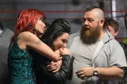 Eine schrecklich k&auml;mpferische Familie, l-r: Julia Knight (Lena Headey), Saraya Knight (Florence Pugh), Ricky Knight (Nick Frost)