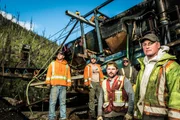 Matt Kempf, Jethro Bridge, Guillaume Brodeur, Martyn Thibault and Ken Foy. Yukon Gold returns for a thrilling second season to find our gold miners behind the eight ball. The price of gold has plummeted, and a late spring thaw leaves the crews scrambling to catch up. With only four short months in the mining season, every second counts.