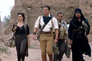 Alarmiert von Ardeth Bay (Oded Fehr, re.) kehren Rick (Brendan Fraser, 2.v.li.) und seine Frau Evelyn (Rachel Weisz) mit Evelyns Bruder Jonathan (John Hannah) nach &Auml;gypten zur&uuml;ck, um die Wiederkehr von Imhotep zu verhindern...
