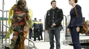 Booth (David Boreanaz) und Brennan (Emily Deschanel) ermitteln in einem Fall, in dem die T&auml;ter &Auml;hnlichkeiten mit den M&ouml;rdern aus Brennans neuem  Bestseller aufweisen.