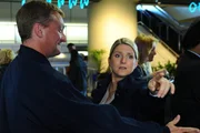 Ist verzweifelt, da Enrique ohne Verabschiedung zum Flughafen ist: Anna (Jeanette Biedermann) ... Ist verzweifelt, da Enrique ohne Verabschiedung zum Flughafen ist: Anna (Jeanette Biedermann) ...