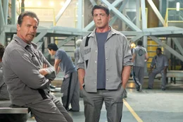 Emil Rottmayer (Arnold Schwarzenegger, l.); Ray Breslin (Sylvester Stallone, r.)