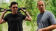 Michael Weston (Jeffrey Donovan, l.) und Jesse Porter (Coby Bell) machen Jagd auf einen Doppelg&auml;nger, der einen Mord auf dem Gewissen hat!
