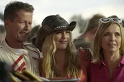 l-r: Bertie (Til Schweiger), M&uuml;cke (Luna Schweiger), Uschi (Tina Ruland)