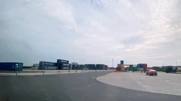 China Railway Express-G&uuml;terbahnhof, Yiwu, China - Startpunkt der 13.000 km langen "Neuen Seidenstra&szlig;e"