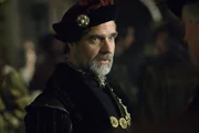 Eigentlich ist Norfolk (Henry Czerny) eher ein konservativer Typ. Doch als ihm mehr Reichtum und Macht geboten wird, liebäugelt er durchaus auch mit den Reformatoren ... Eigentlich ist Norfolk (Henry Czerny) eher ein konservativer Typ. Doch als ihm mehr Reichtum und Macht geboten wird, liebäugelt er durchaus auch mit den Reformatoren ...