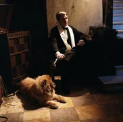 Norddeutscher Rundfunk - TREFFPUNKT IM UNENDLICHEN - Fernsehspiel nach dem Roman von Klaus Mann, Regie: Horst K&ouml;nigstein. Freddy (Mark Atkins). &copy; NDR/Gita Mundry, honorarfrei - Verwendung gem&auml;&szlig; der AGB im engen inhaltlichen, redaktionellen Zusammenhang mit genannter NDR-Sendung bei Nennung "Bild: NDR/Gita Mundry" (S2). NDR Presse und Information/Fotoredaktion Tel: 040 4156-2311, Fax: -2199,