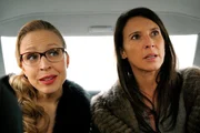 Chaos und Ratlosigkeit wegen der Entf&uuml;hrung von Waltrauds Baby. Die betrunkene Sylvia sagt, sie habe Simon vor der T&uuml;re gesehen. Waltraud ist sofort klar, dass nur Simon der Entf&uuml;hrer sein kann. Im Bild: Nicoletta (Nina Proll, l.) und Waltraud (Maria K&ouml;stlinger, l.).