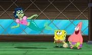 K&ouml;nig Neptuns Tochter Mindy (l.) bittet Spongebob (M.) und Patrick (r.), die verschwundene Krone ihres Vaters wiederzubeschaffen. Sie ist davon &uuml;berzeugt, dass Spongebob ein Held ist ...
