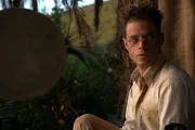 Louis Dega (Rami Malek)