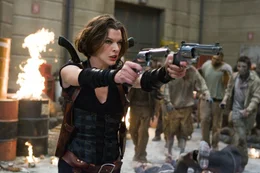 Nur rohe Gewalt kann Alice (Milla Jovovich) noch helfen, wenn sie es bis zum angeblich sichersten Ort der Welt "Arcadia" schaffen will ...