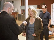 Klaus (G&ouml;tz Schubert, li.) glaubt, dass seine Frau Ina (Barbara Rudnik) ihn mit seinem besten Freund Erik (Helmut Zierl) betrogen hat.