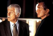 Dr. Mark Sloan (Dick Van Dyke, l.); Craig Wohlman (George Hamilton, r.) Dr. Mark Sloan (Dick Van Dyke, l.); Craig Wohlman (George Hamilton, r.)