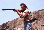 Lieutenant Dunbar (Kevin Costner)