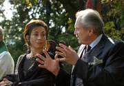 Bartolo Berlinghieri (Dietrich Mattausch) und seine Frau Isabella (Andrea Eckert) freuen sich auf das anstehende Winzerturnier.