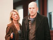 NDR Fernsehen ZWEI WOCHEN F&Uuml;R UNS, am Samstag (24.09.11) um 15:35 Uhr. Klaus (G&ouml;tz Schubert) glaubt, dass seine Frau Ina (Barbara Rudnik) ihn mit seinem besten Freund betrogen hat.
