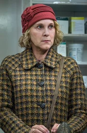 Rosa Enskat als Frau Irmler.