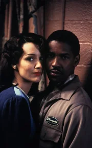 Schnell findet Rawlins heraus, dass es sich bei der gesuchten Dame um Daphane Monet (Jennifer Beals), die Geliebte von Todd Carter, dem Favoriten im Rennen um das B&uuml;rgermeisteramt, handelt ...