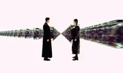 Eine ungew&ouml;hnliche Liebesgeschichte: Neo (Keanu Reeves, l.) und Trinity (Carrie-Anne Moss).