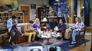 L-R: Rajesh Koothrappali (Kunal Nayyar), Howard Wolowitz (Simon Helberg), Bernadette Rostenkowski-Wolowitz (Melissa Rauch), Sheldon Cooper (Jim Parsons), Leonard Hofstadter (Johnny Galecki), Penny (Kaley Cuoco-Sweeting).