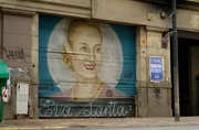 Bis heute finden sich Bilder von Eva Per&oacute;n an jeder Ecke in Argentiniens Hauptstadt Buenos Aires. Noch immer spielt sie eine Rolle im Alltag der Menschen.