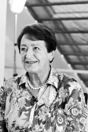 Elisabeth Gehrer - schwarz/blaue Regierung 2000.