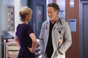CHICAGO MED -- "These are Not the Droids You are Looking For" Episode 9004 -- Pictured: (l-r) Jessy Schram as Dr. Hannah Asher, Steven Webber as Dr. Dean Archer. CHICAGO MED -- "These are Not the Droids You are Looking For" Episode 9004 -- Pictured: (l-r) Jessy Schram as Dr. Hannah Asher, Steven Webber as Dr. Dean Archer.