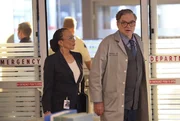 S. Epatha Merkerson als Sharon Goodwin, Oliver Platt als Dr. Daniel Charles