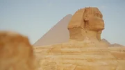 Die Sphinx bewacht das Gizeh-Plateau mit seinen gigantischen Pyramiden.