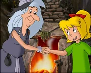 In einer H&ouml;hle st&ouml;&szlig;t Bibi (r.) auf die Urmutter aller Hexen, Mornia (l.).