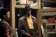 Ezekiel 'Easy' Rawlins (Denzel Washington).