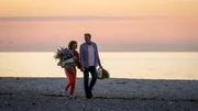 Josefine (Maibritt Saerens) und Dan (Peter Mygind) sind gl&uuml;cklich, dass sie einander gefunden haben und vertrauen k&ouml;nnen.