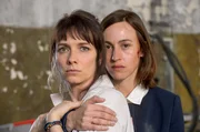 Juliette Jourdan (Julie Anne Roth, l.) und Marie Launey (Sarah Adler)