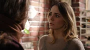 Emma kann Valea nicht vom Gegenteil &uuml;berzeugen. Emma Mayer (Luisa Binger), Valea Borazio (Antonia Kolano)