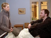 Hajo Hausmann (Florian Reiners) m&ouml;chte seinen Freund Freddy nicht mehr bel&uuml;gen. Er bittet Stefanie (Anne-Sophie Briest) Freddy reinen Wein einzuschenken und ihm zu sagen, dass sie ihn mit Hajo betrogen hat. Stefanie ist von dieser Idee alles andere als begeistert.