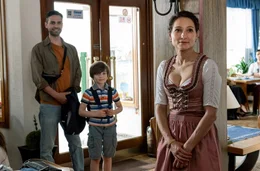 (v.l.n.r.) Kalil (Feras Zarka), Petja (Linus von Emhofen) und Krystyna (Janina Elkin).