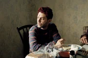 Die Nacht, als Laurier erwachte  Folge 3 Er f&uuml;hlt sich nicht wohl in der Haut: Xavier Dolan als Elliot  Copyright: SRF/Studiocanal/Fred Gervais