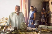Vorne, v.li: Proximo (Oliver Reed), Maximus (Russell Crowe).