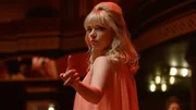 S&auml;ngerin Sandie (Anya Taylor-Joy)