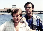 Nick (Joe Penny, r.) will von Timmy (Gus Corrado) wissen, in welche kriminellen Aktivit&auml;ten sein Freund Doug verwickelt ist.