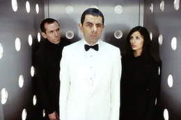 Ben Miller (Bough), Rowan Atkinson (Johnny English), Natalie Imbruglia (Lorna Campbell).
