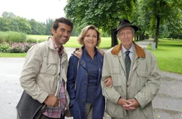 (v.li.): Alexander (Mike Galeli), Julia (Gila Von Weitershausen), Arthur (Ernst Stankovski)