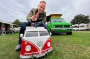 hr-fernsehen DER CAMPING-CHECK: OLDTIMER-CAMPER & NEUE WOHNMOBILE, am Dienstag (25.10.22) um 20:15 Uhr. Friso Richter auf dem Campingplatz. &copy; HR/Lukas Lowack, honorarfrei - Verwendung gem&auml;&szlig; der AGB im engen inhaltlichen, redaktionellen Zusammenhang mit genannter HR-Sendung bei Nennung "Bild: HR/Lukas Lowack" (S2). HR/Pressestelle, Tel: 069/155-4954