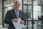 Ben Whittaker (Robert De Niro).