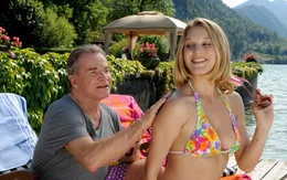 Toni (Fritz Wepper), Emma (Eva-Maria Grein von Friedl).