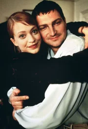 Judith (Heike Makatsch) will ihren Liebeskummer durch ein Rendezvous mit ihrer Jugendliebe Kai-Uwe (Stefan J&uuml;rgens) &uuml;berwinden, doch dann kommt alles ganz anders.