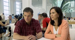 Paul Safranek (Matt Damon), Audrey Safranek (Kristen Wiig).